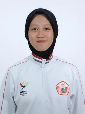 ELEENA PUTRI REEVENZA